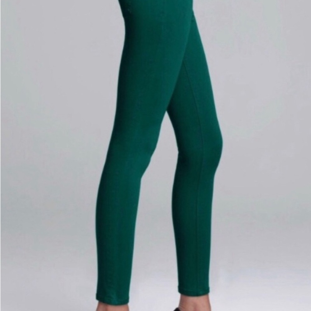 Emma Surfer Skinny Jean